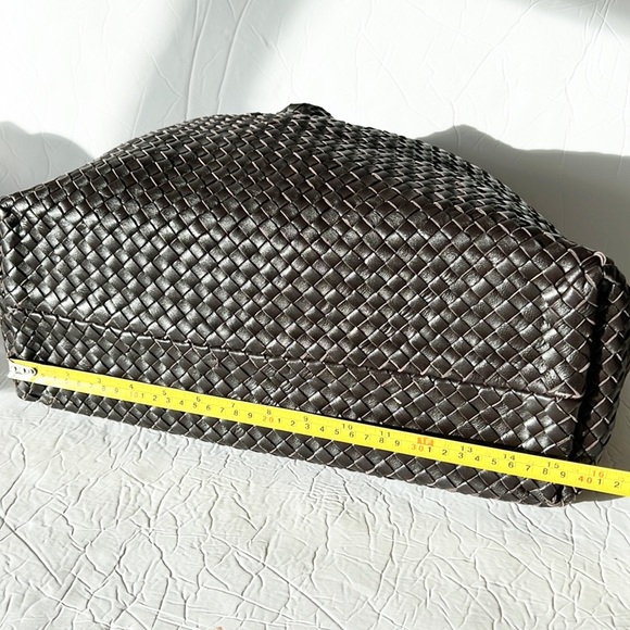 Ultra Soft Genuine Leather Large Tote - Picture 8 of 16